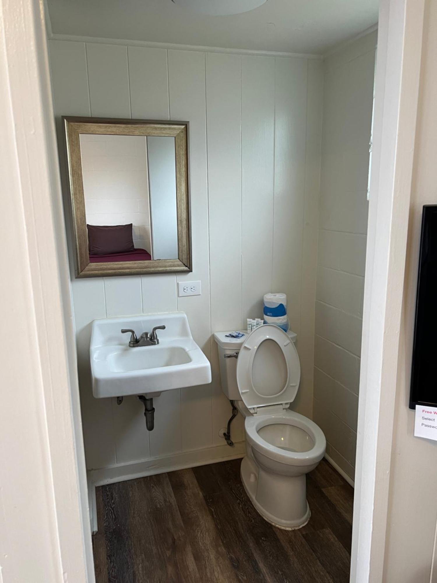 Tip Top Motel Lihue Dış mekan fotoğraf